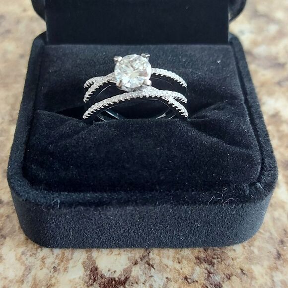 1 Carat Criss Cross Moissanite 925 Silver Engagement Ring - Picture 9 of 12